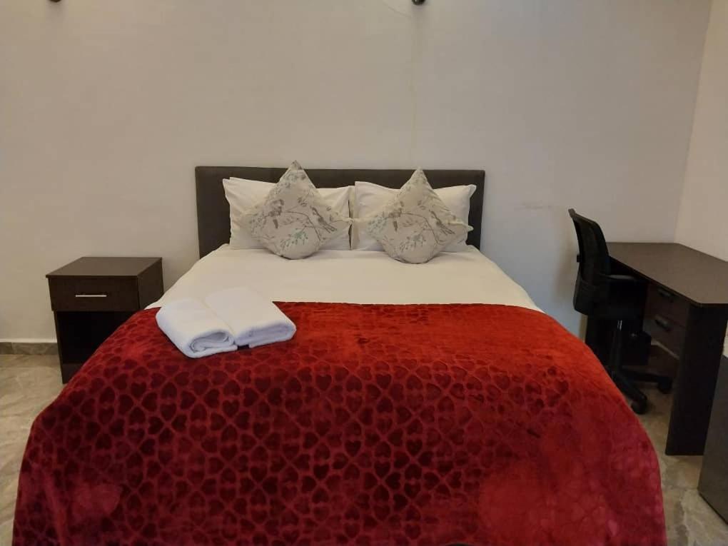 Mt Pleasant Bed And Breakfast Ltd Harare Esterno foto