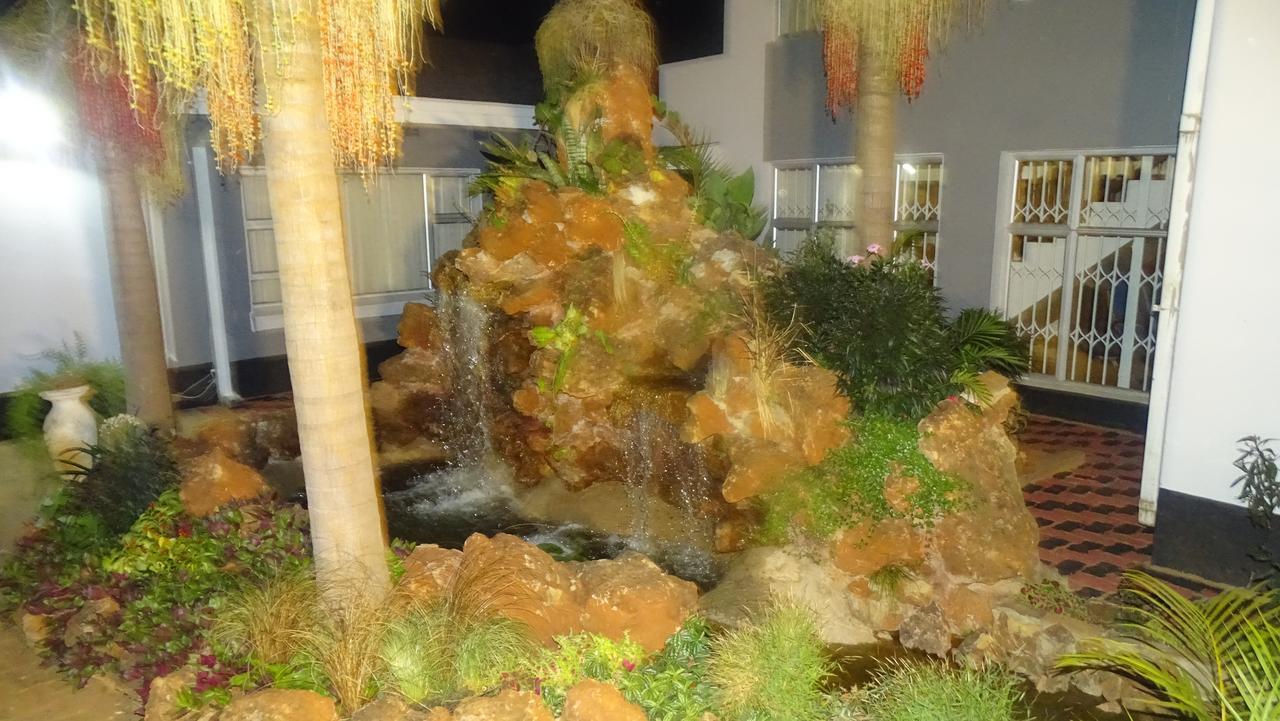 Mt Pleasant Bed And Breakfast Ltd Harare Esterno foto