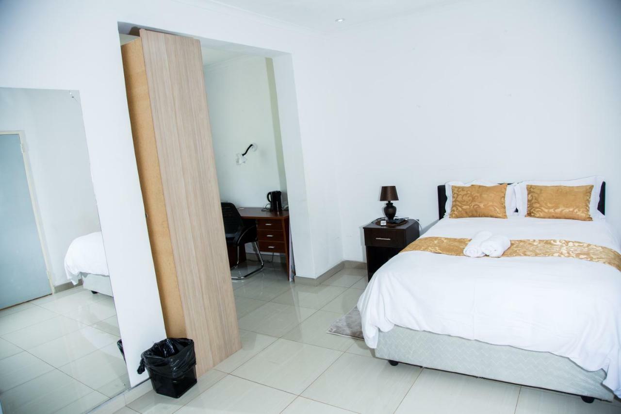 Mt Pleasant Bed And Breakfast Ltd Harare Esterno foto